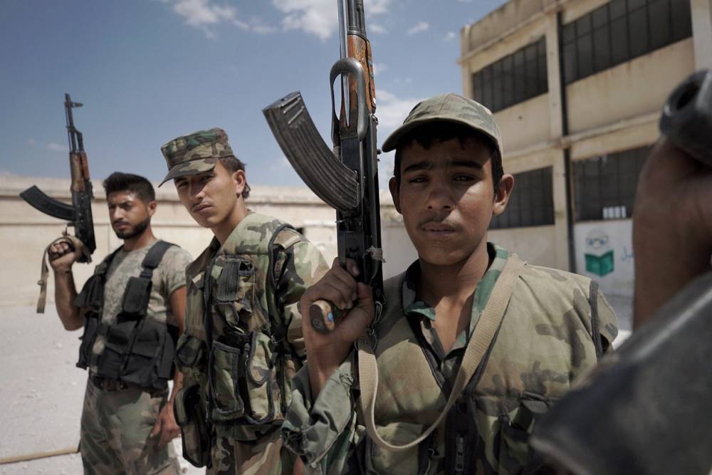 Армия Сирии вытеснила курдских боевиков с позиций в районе Таль-Тамр