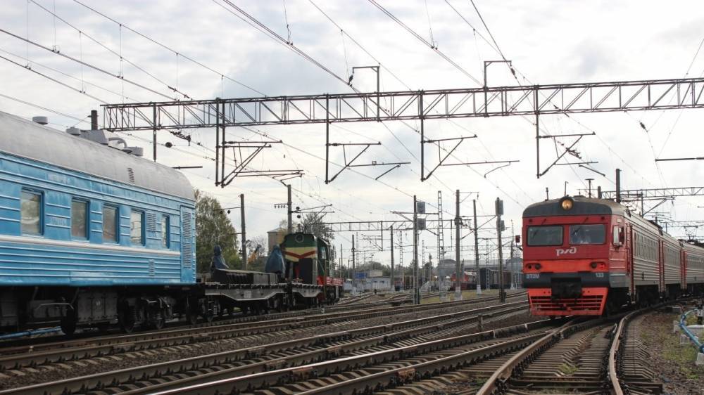 В Киеве заявили, что Украина не намерена прекращать железнодорожное сообщение с Россией