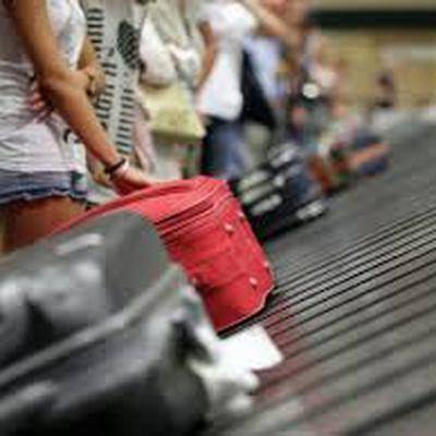 Аэропорт "Внуково" готов выставлять на аукционы забытые чемоданы