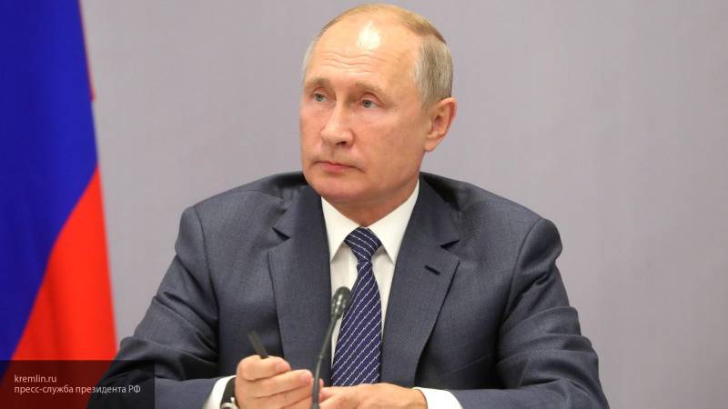 Рейтинг доверия Путину вырос за год, свидетельствуют данные ВЦИОМ