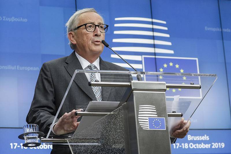 Жан-Клод Юнкер - Юнкер расплакался на саммите ЕС (видео) - tvc.ru
