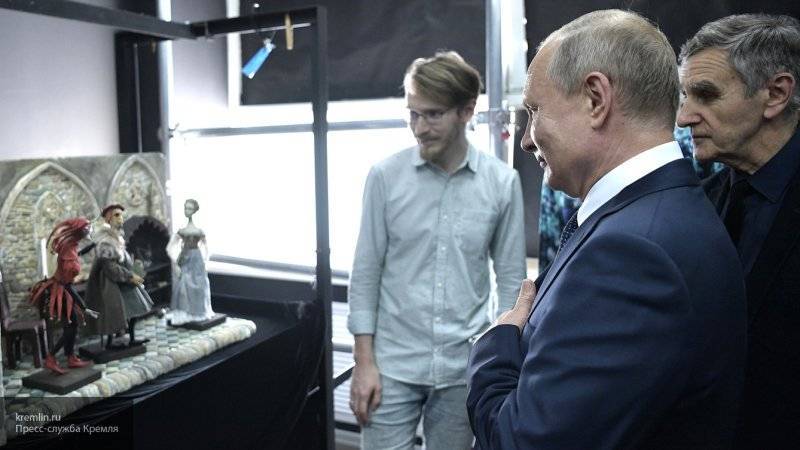 Второе высшее образование по киноспециальностям может стать бесплатным в РФ, заявил Путин
