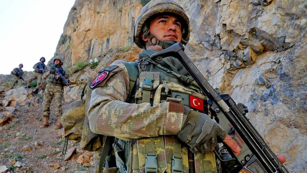 Число уничтоженных Турцией курдских террористов в Сирии достигло 673 человек