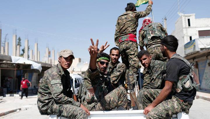 Курды согласились прекратить огонь после договоренности США и Турции