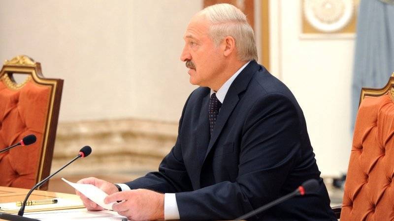 Лукашенко сравнил президентство с безостановочным бегом белки в колесе