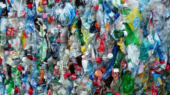 Франция отметила разработки Петербурга по утилизации отходов