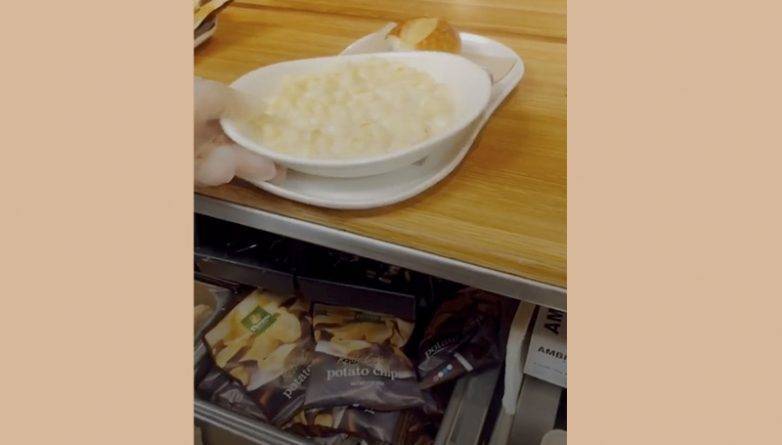 Сотрудница разоблачила фастфуд, показав, как готовят макароны с сыром — и потеряла работу