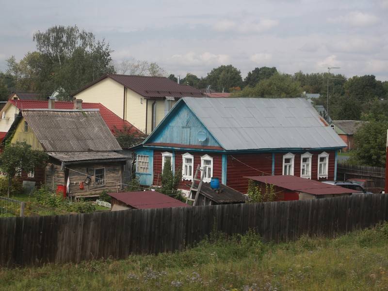 В «Единой России» посоветовали горожанам переезжать в деревни