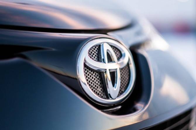 Toyota осталась самым дорогим в мире автомобильным брендом - autostat.ru - Англия