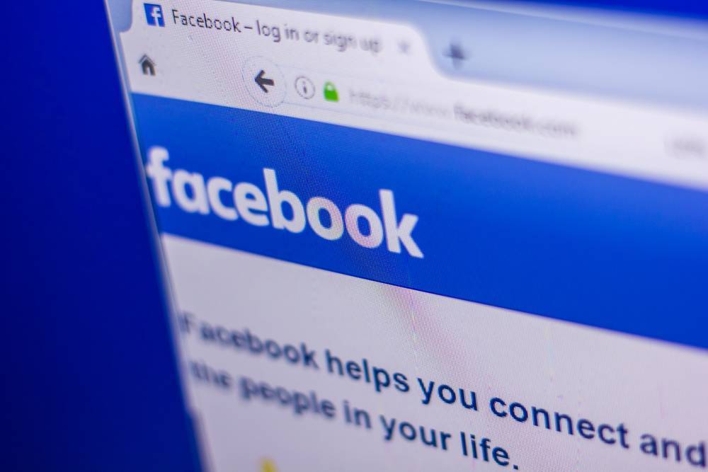 Facebook могут заблокировать в РФ из-за "бесконтрольной" криптовалюты