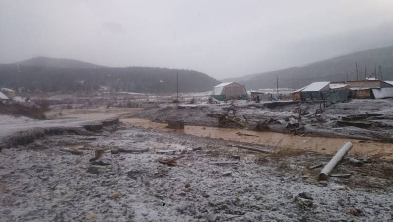 Власти попросили ускорить работы на прорыве дамбы в Красноярском крае из-за холодов
