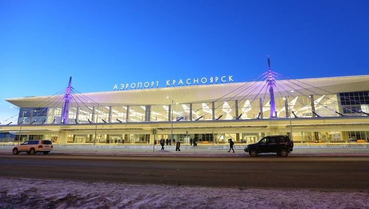 В Красноярске экстренно сел самолет, летевший в Москву из Улан-Удэ