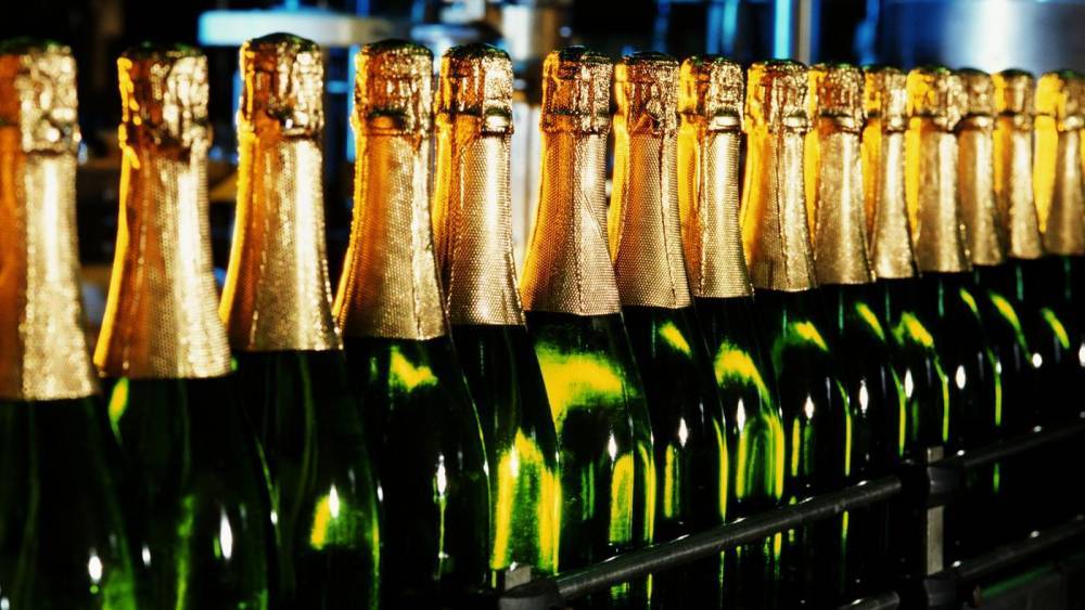 5 худших марок шампанского по мнению Роскачества