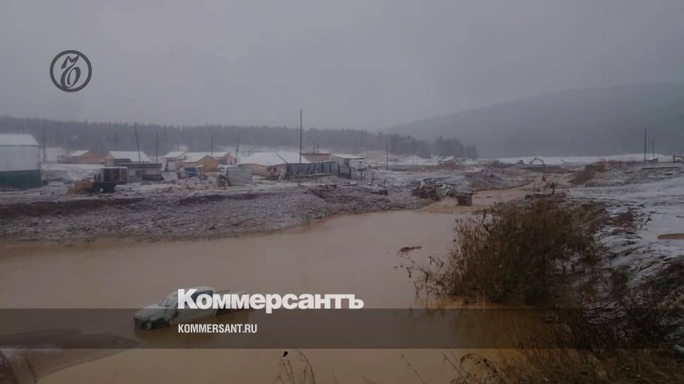Причиной прорыва дамбы в Красноярском крае мог стать износ плотины