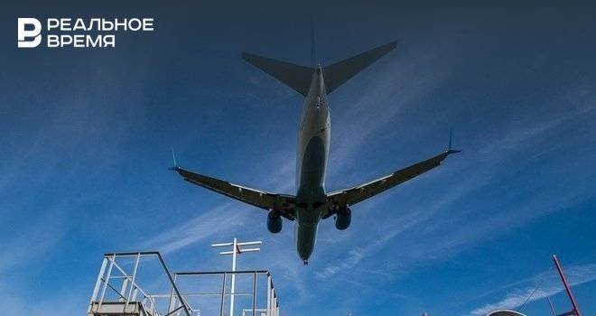 Вылетевший в Турцию самолет вернулся в Казань из-за неисправности