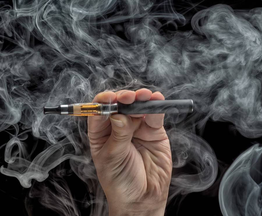 В Госдуме призвали запретить электронные сигареты на региональном уровне