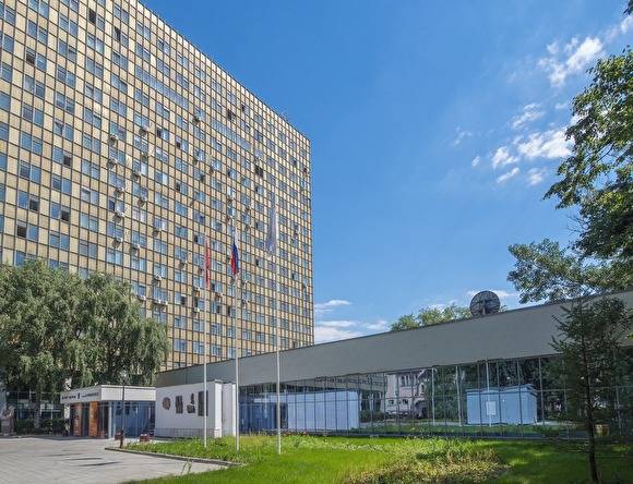 В Москве с девятого этажа Центра хирургии им. Вишневского выпал пациент