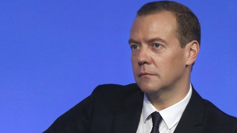 Медведев поручил провести заседание совета по иностранным инвестициям