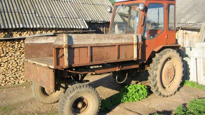 Под Новосибирском отец на тракторе задавил 3-летнего сына