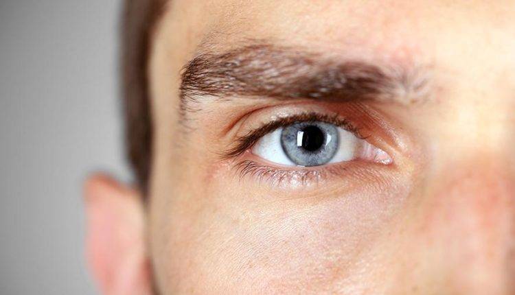 Невролог рассказал об опасности дергающегося глаза