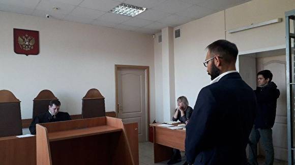 Экс-главу Кетовского района, отправленного под домашний арест, снова доставили в суд