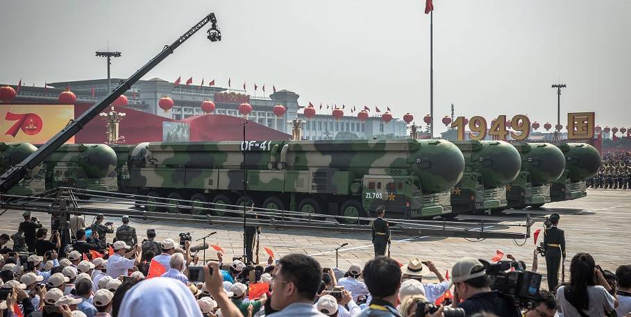 Пекин отметил 70-летие образования КНР демонстрацией военной мощи