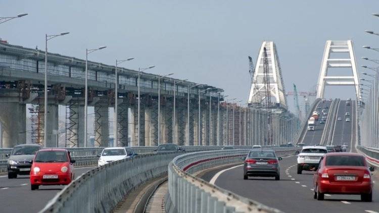 Устойчивую мобильную связь и интернет обеспечили на Крымском мосту