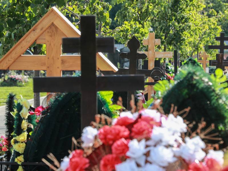 Саратовских полицейских подозревают в убийстве на кладбище