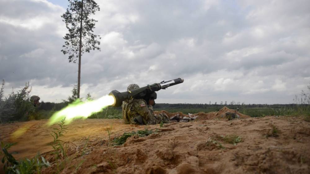 Эксперт назвал политическим жестом поставки американских Javelin Украине