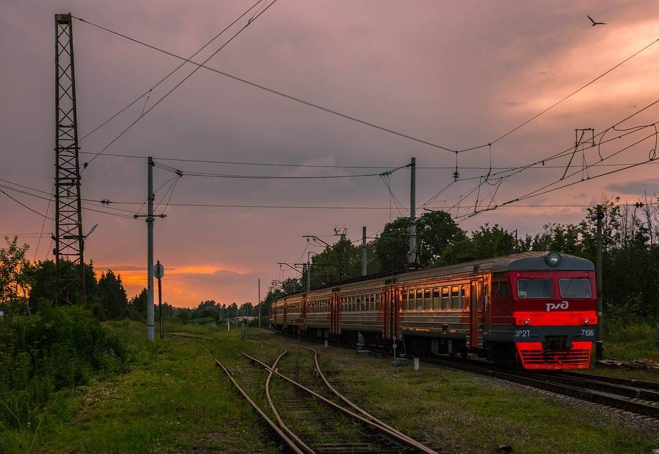 Поезда между Москвой и Петербургом будут ходить быстрее