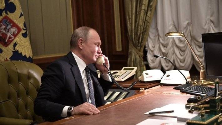 Путин и Меркель обсудили подготовку встречи в «нормандском формате»