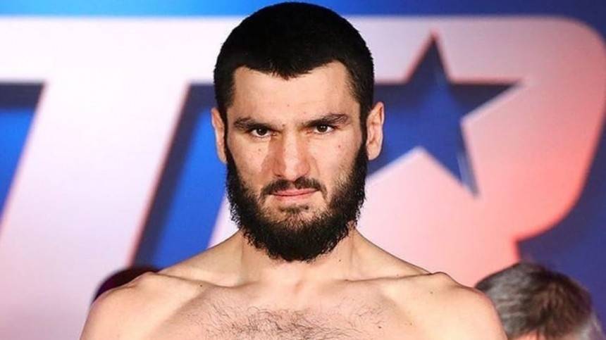 Бетербиев нокаутировал Гвоздика и стал чемпионом по версиям IBF и WBC