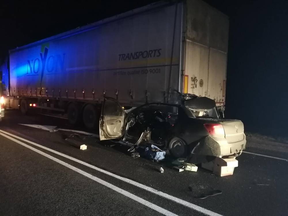 В Карелии на трассе «Кола» в аварии пострадали двое молодых людей