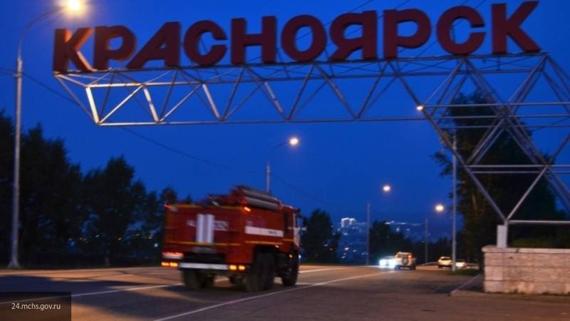 Человек погиб при прорыве дамбы под Красноярском, пишут СМИ