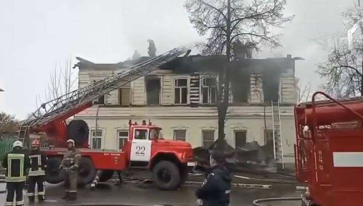 СК обнародовал кадры из Ярославской области, где во время пожара погибли семь человек