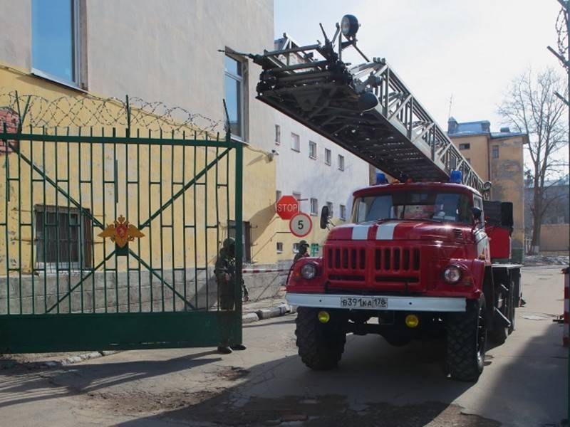 Двое детей и взрослый погибли при пожаре в Красноярске
