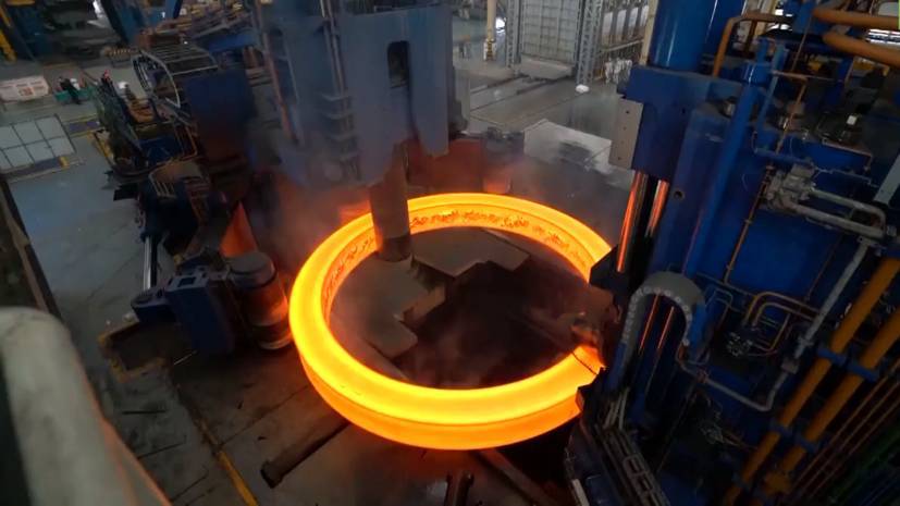 150 тонн и 15,6 метра в диаметре: в Китае начали транспортировку опорного кольца для ядерного реактора