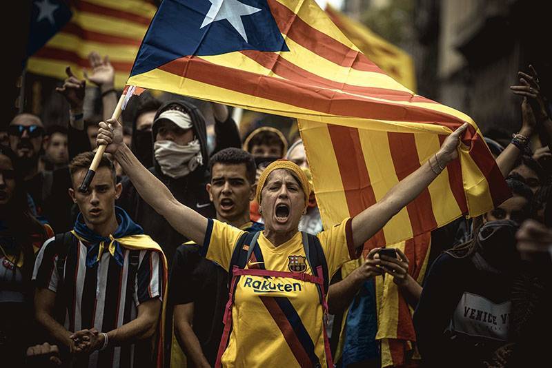 Растёт число пострадавших при погромах в Каталонии
