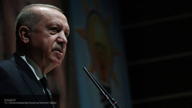 Эрдоган договорился в Турции с Пенсом по вопросу операции против курдов-боевиков в Сирии