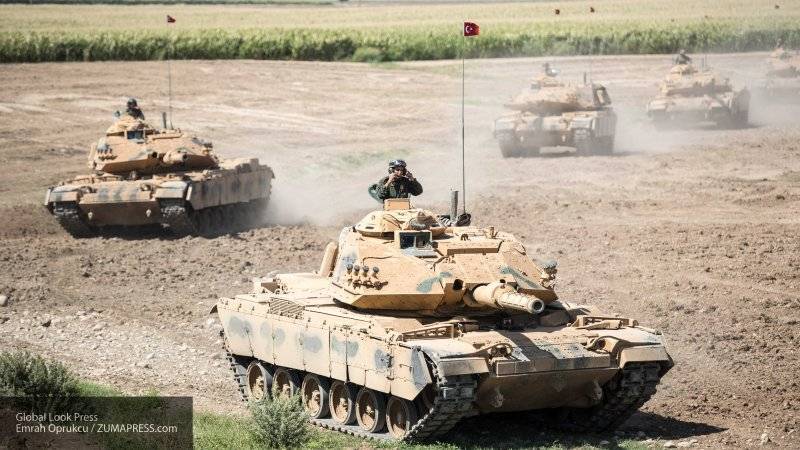 Курдские террористы начали покидать зону безопасности в Сирии, но они продолжают обстрел