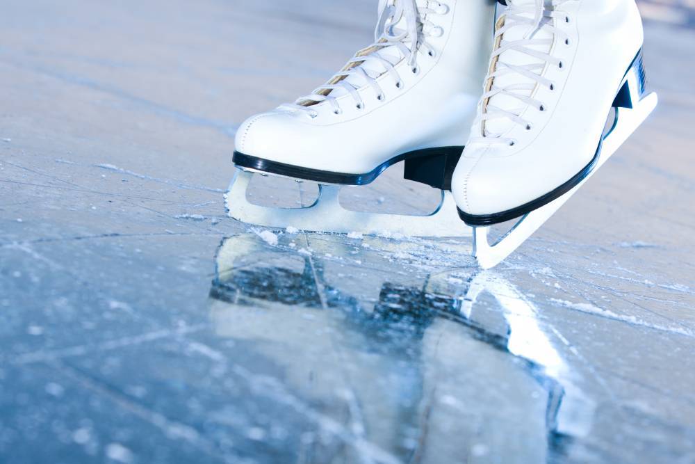 Степанова и Букин заняли второе место в танцах на льду в Skate America