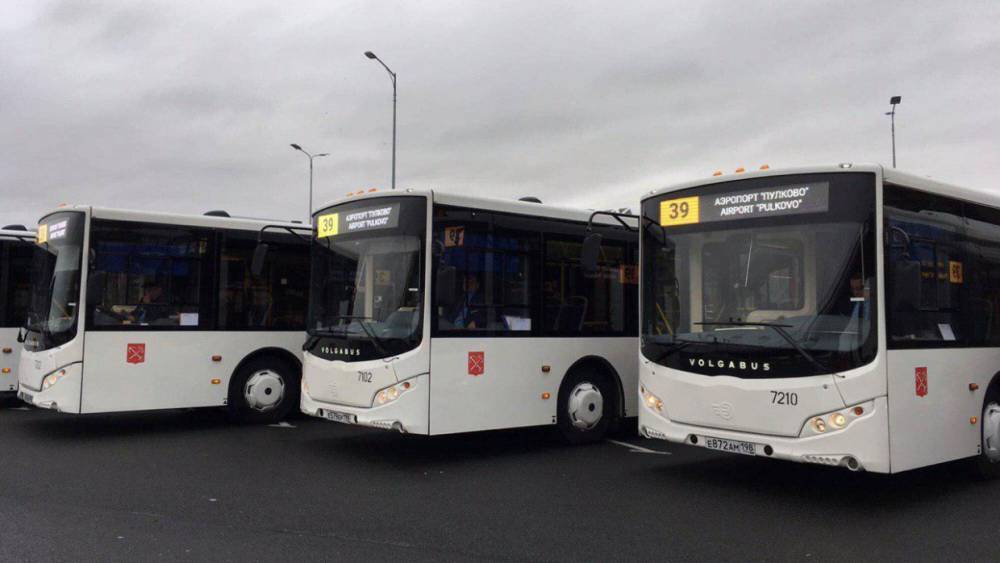 В автобусах после транспортной реформы в Петербурге заработает бескондукторная система