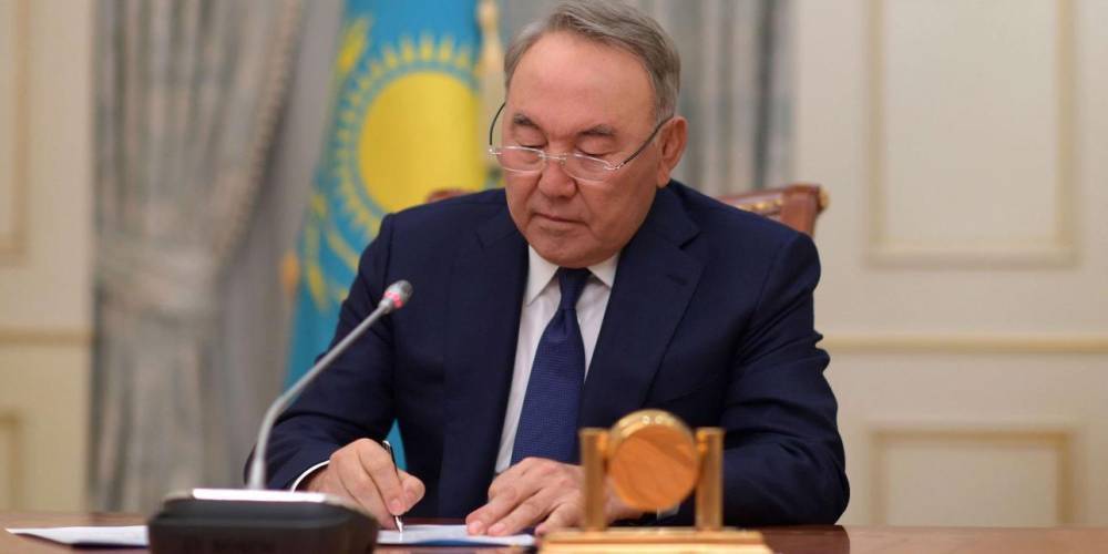 В Казахстане дали Назарбаеву больше полномочий