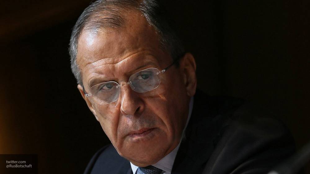 Россия готова содействовать диалогу между Сирией и Турцией по курдам-террористам, заявил Лавров