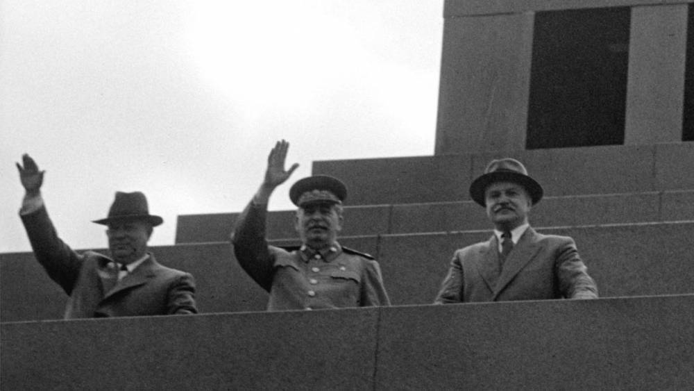 Когда у власти еще был Сталин: ХIХ съезд партии. Колонка Николая Старикова