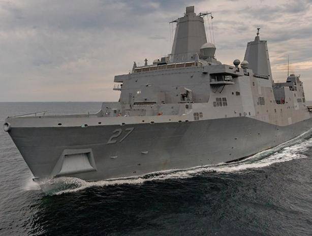 Первый боевой лазер появится на корабле ВМС США