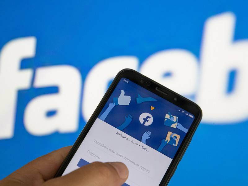 Facebook удалил сети аккаунтов из России и Ирана