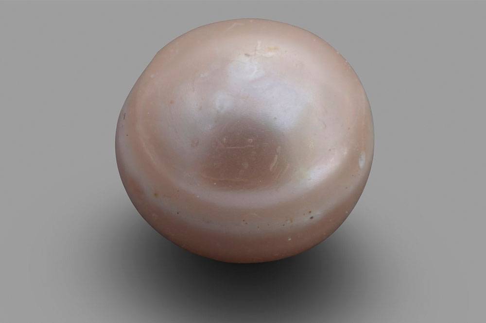 Археологи нашли в ОАЭ самую древнюю жемчужину в мире