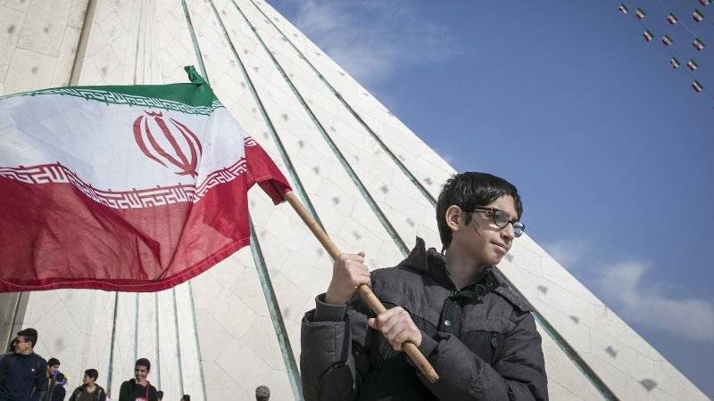 Иран готов продолжить сокращать ядерные обязательства