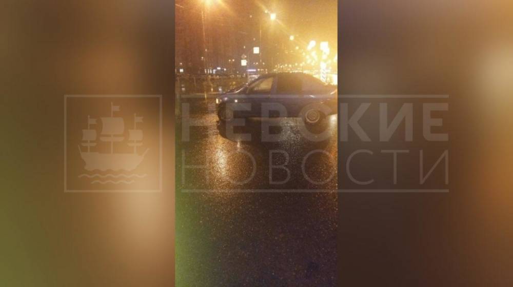 Две пассажирки попали в больницу после столкновения Renault и Kia в Выборгском районе